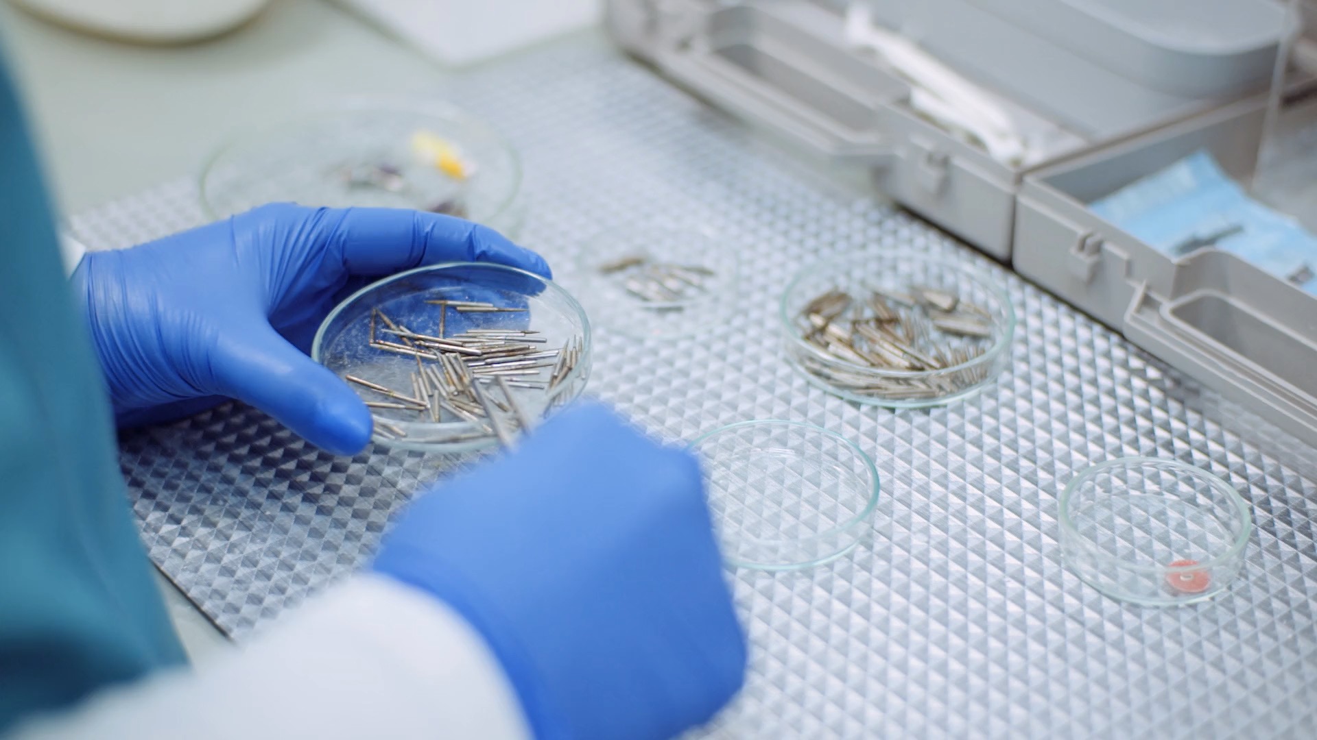 Europe's No1 independent Medical Device Distributor Healthcare21